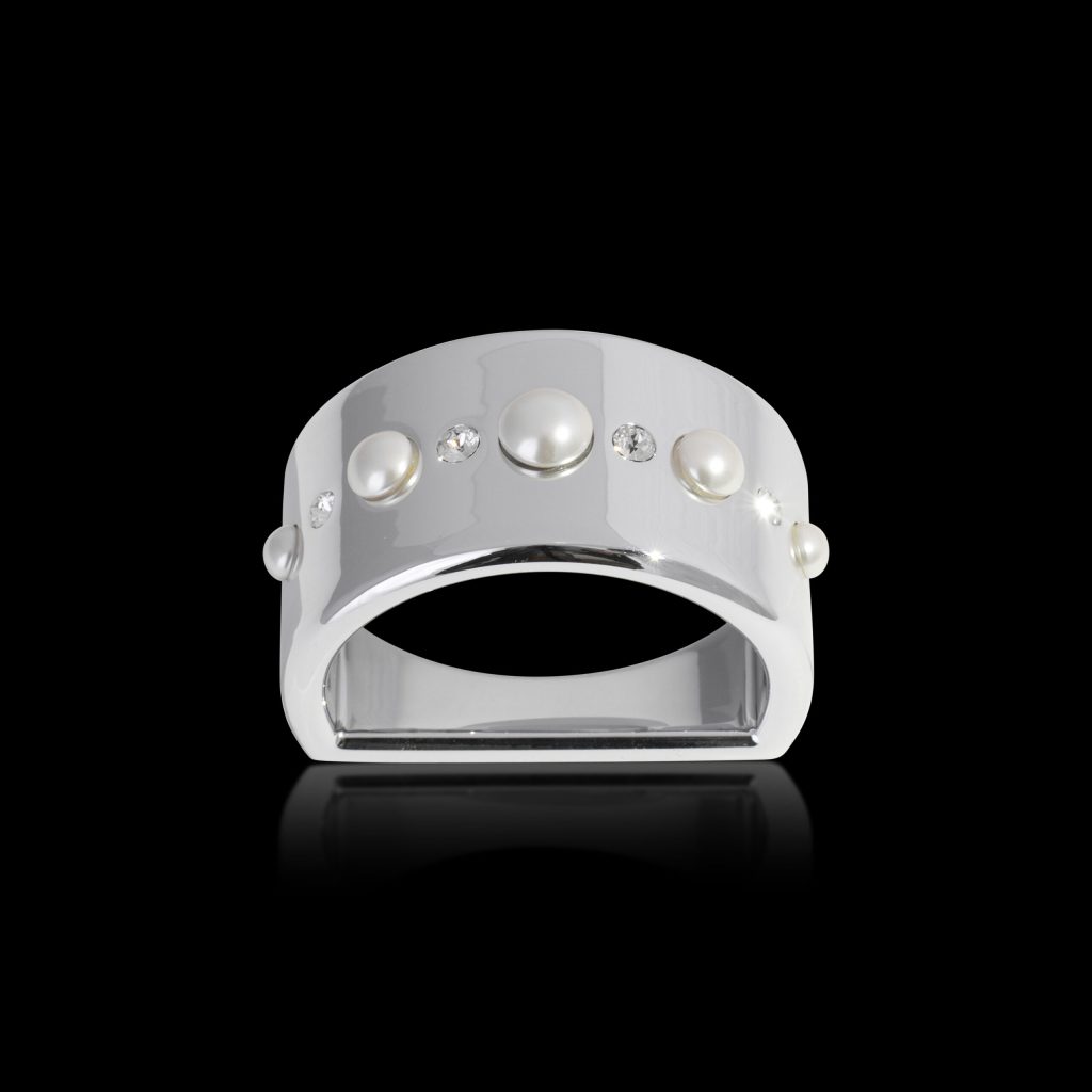 Pearl Napkin Ring Platiunum crystamas